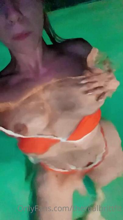 Therealbrittfit Nude Hot Skinny Dipping Onlyfans Video Leaked